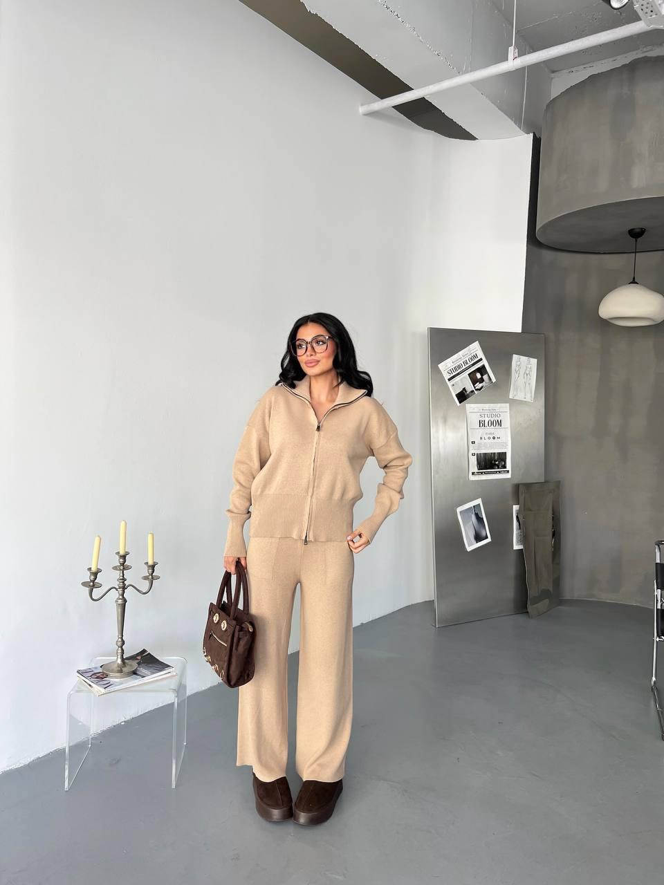 Cream Set (Jacket+Pants)