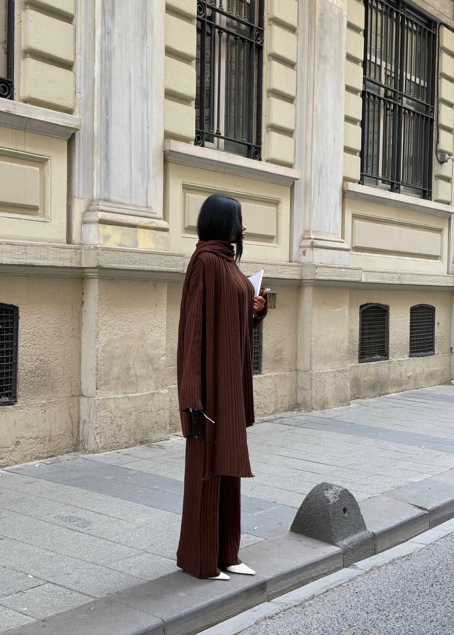 Espresso Set (Pullover,pants and scarf)