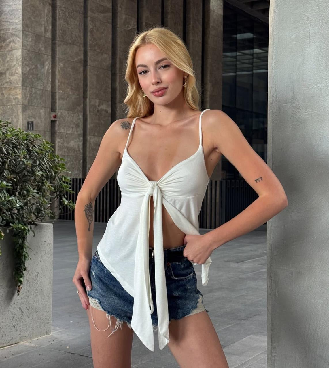 White Bow Top