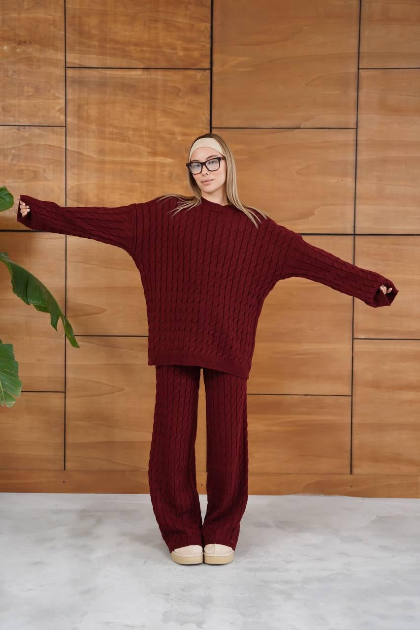 Lounge Set in Burgundy