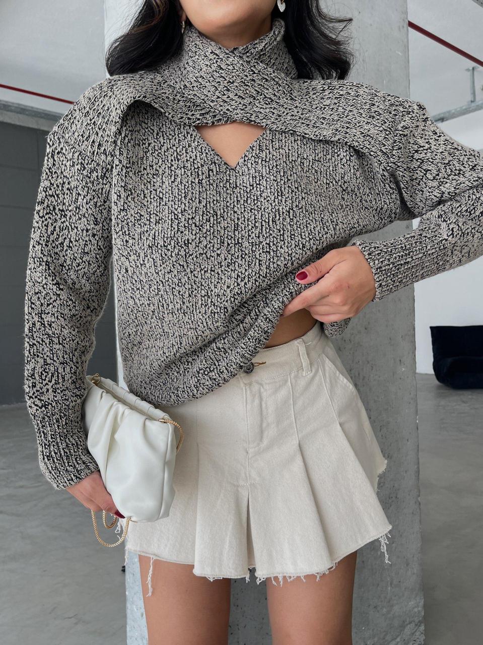 Crossover Pullover