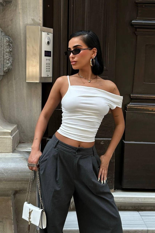 Sculpted Side Top in White