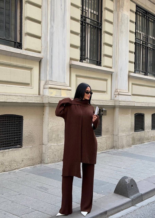 Espresso Set (Pullover,pants and scarf)