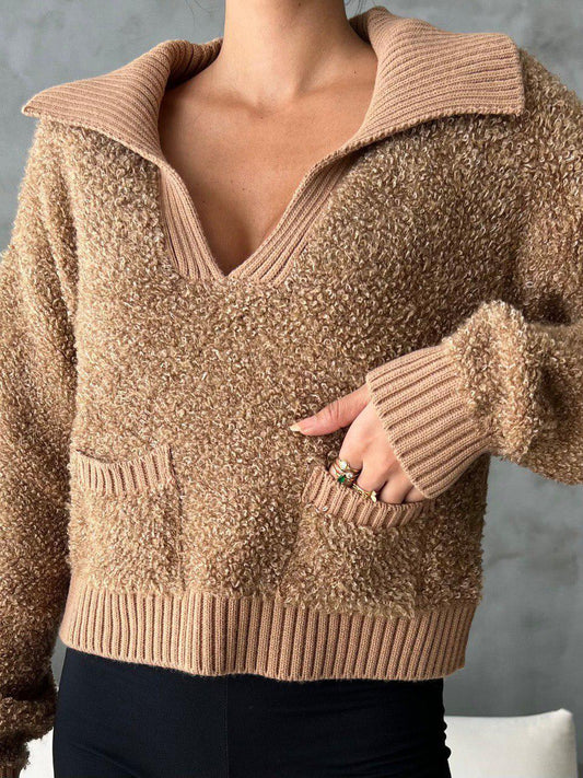 V-Cut Pullover